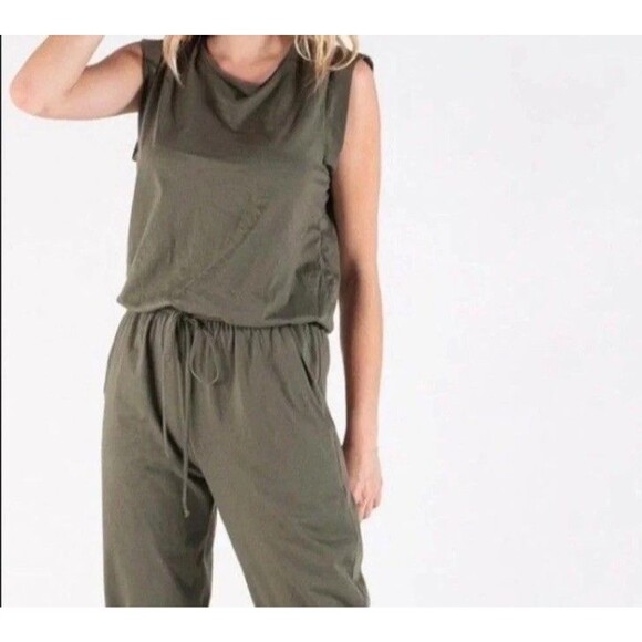 12pm by mon ami jumpsuit Women size M Stretch khaki sleeveless stretch waist - Picture 11 of 11